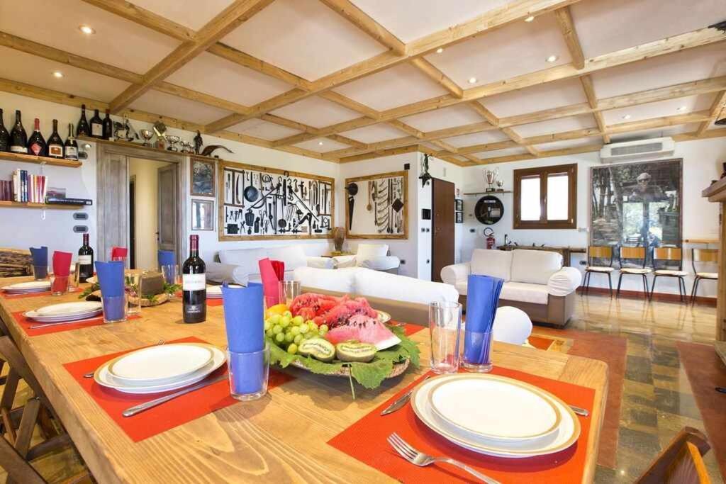 Villa Girasoli Con Piscina Privata E A 2km Dalla *