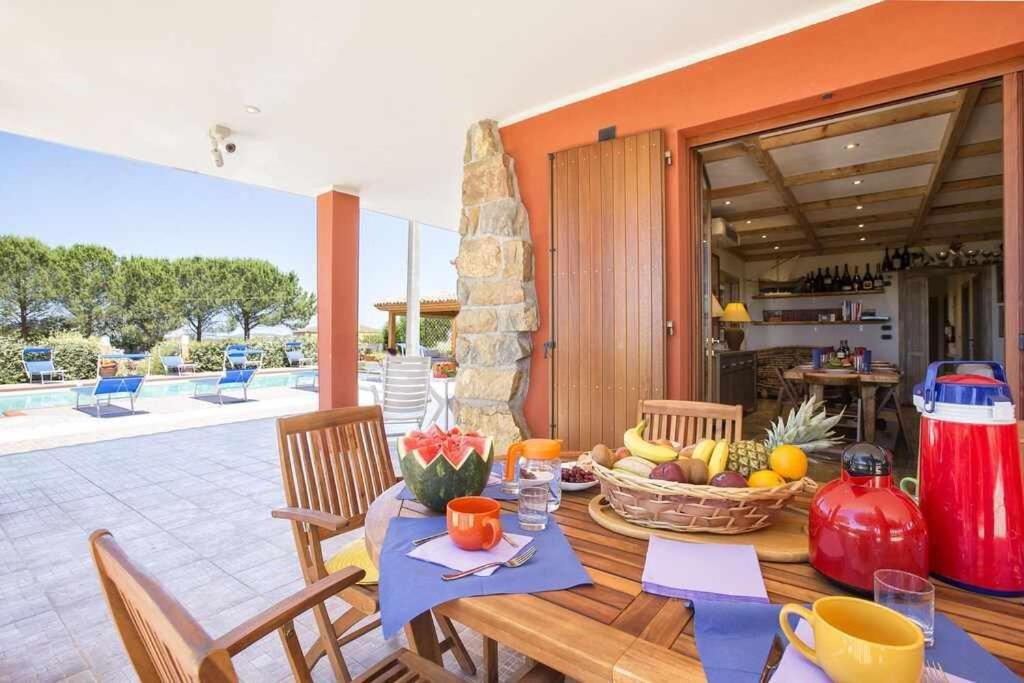 Villa Girasoli Con Piscina Privata E A 2km Dalla
